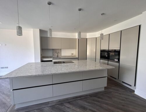Howdens Handleless Kitchen & Utility Room Installation – West Wickham